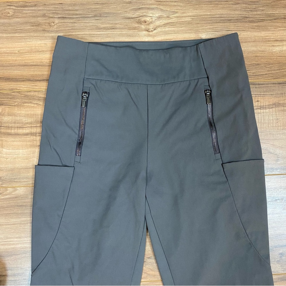 Athleta Tapered Leg Pant Women's 10 Color Gray - Picture 3 of 10